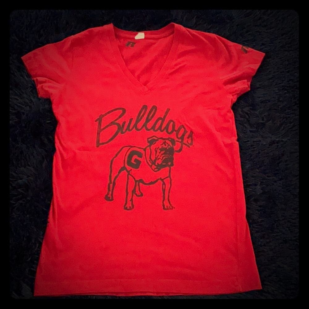 GA Bulldogs v-neck fitted tee